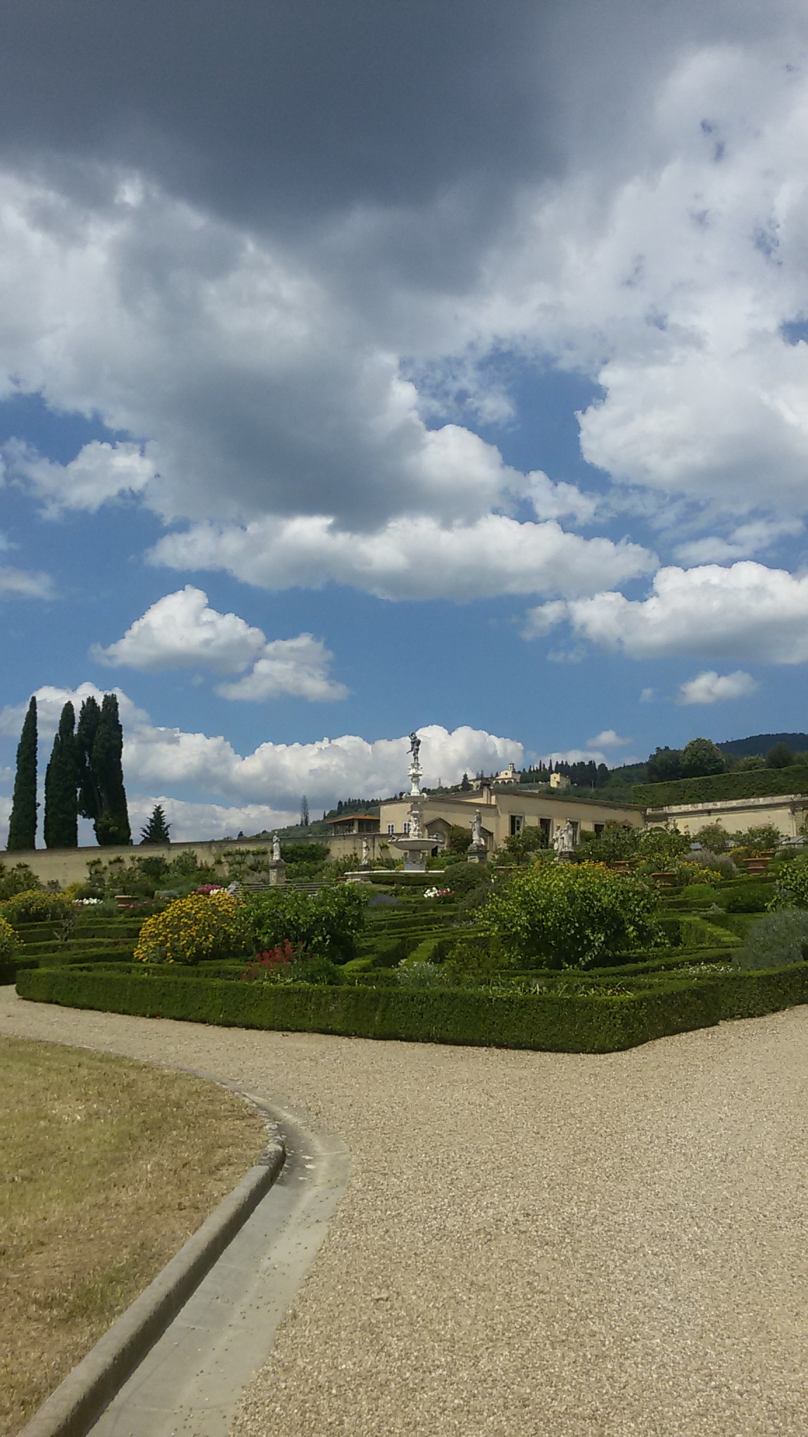 "I Giardini della Bizzarria" III edizione. Giardino della Villa Medicea di Castello